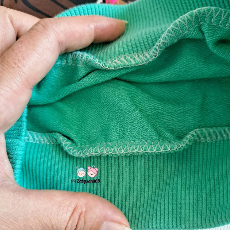 دوخت تمیز لباس دورس بچگانه