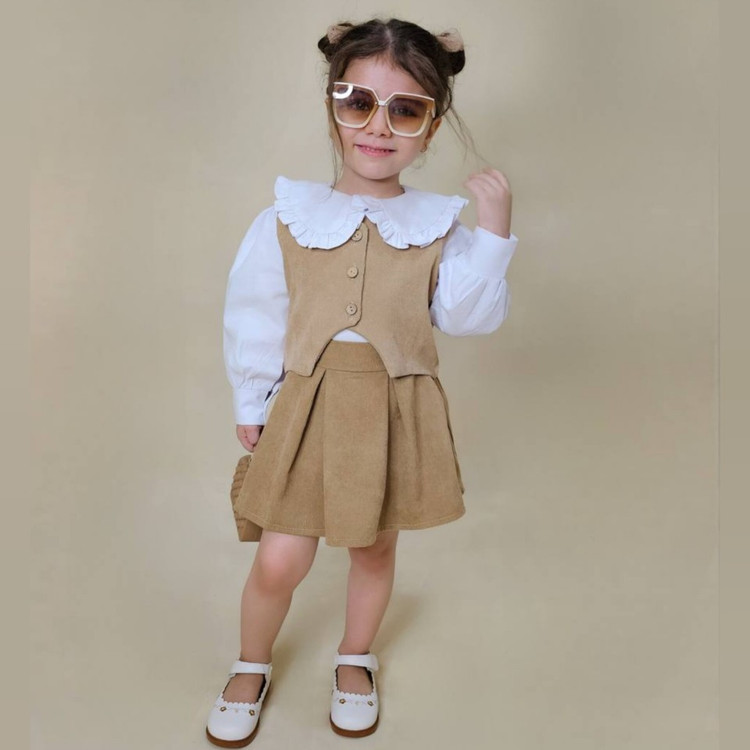 نخور شیک ست سه تیکه شومیز و دامن و ژیله بچه گانه دخترانه سایز ۴۰ و ۴۵ مناسب ۲ تا ۵ سال جنس ژیله و دامن مخمل کبریتی گرم بالا جنس شومیز مازراتی درجه یک