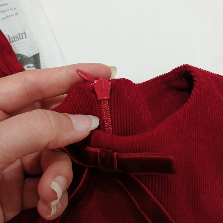 زیپ پشت پیراهن یلدایی دخترانه ۲ تا ۱۰ سال جنس مخمل کبریتی