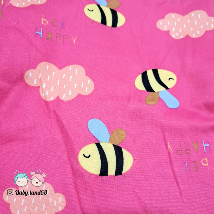 طرح بامزه زنبوری روی بلوز وارداتی توکُرکی