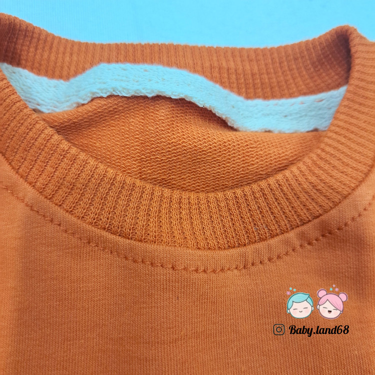 دوخت تمیز و با کیفیت دور یقه بلوز دورس پنبه پسرانه ۱ تا ۵ سال