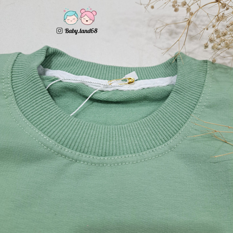 دوخت تمیز و باکیفیت دور یقه بلوز بچگانه دورس پنبه سایز ۵۰ و ۵۵