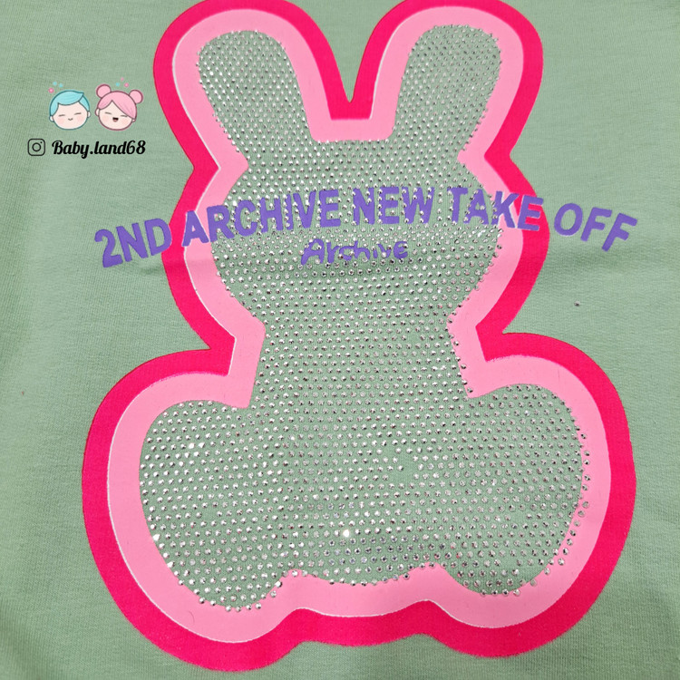 طرح بامزه خرگوش نگین دار روی بلوز دورس پنبه دخترانه ۶ تا ۹ سال