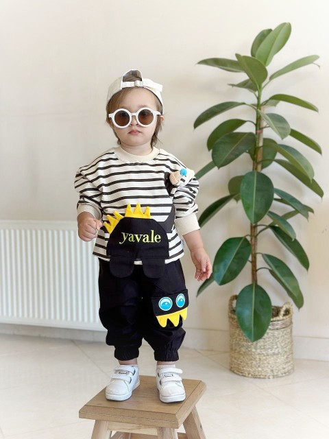 تنخور شیک ست بلوز و شلوار بیرونی بچگانه پسرانه سایز ۳۵ تا ۵۰ مناسب ۱ تا ۷ سال جنس بلوز دورس پنبه و شلوار کتان