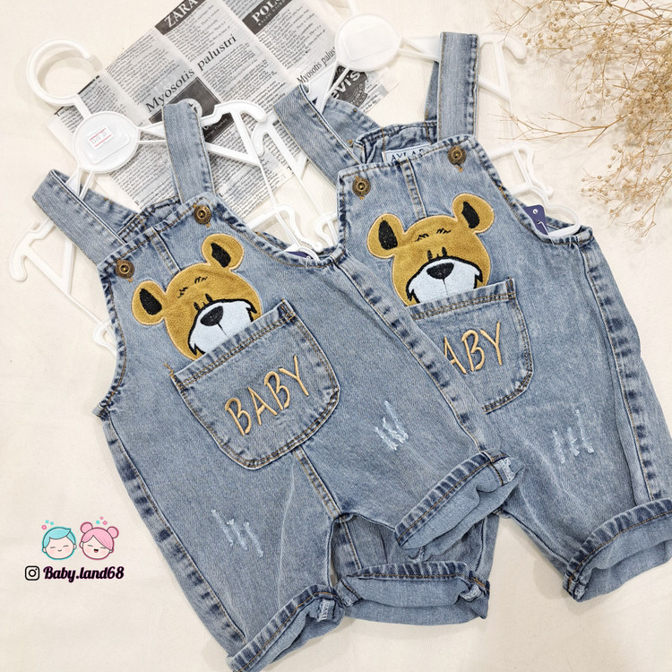 رامپر جین بچگانه پسرانه (سرهمی شلوارکی مدل بیلر کوتاه ) سایز بندی ۳۵ تا ۴۵ مناسب ۶ ماه تا ۳ سال جنس لی درجه یک مناسب بهار و تابستان برند آیلار